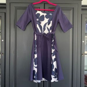 New Retro blue and white flower pattern cotton swing dress fit Size M NWOT